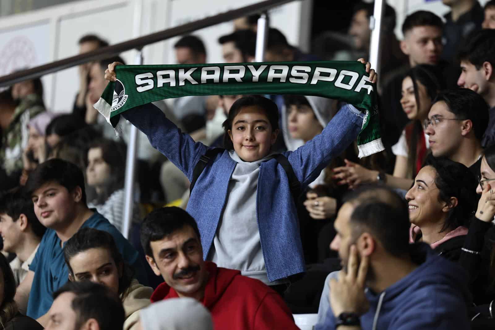 Büyükşehir Basketbol Takımı, Kütahya BSK Karşısında 80-51'lik Skorla Rahat Kazandı