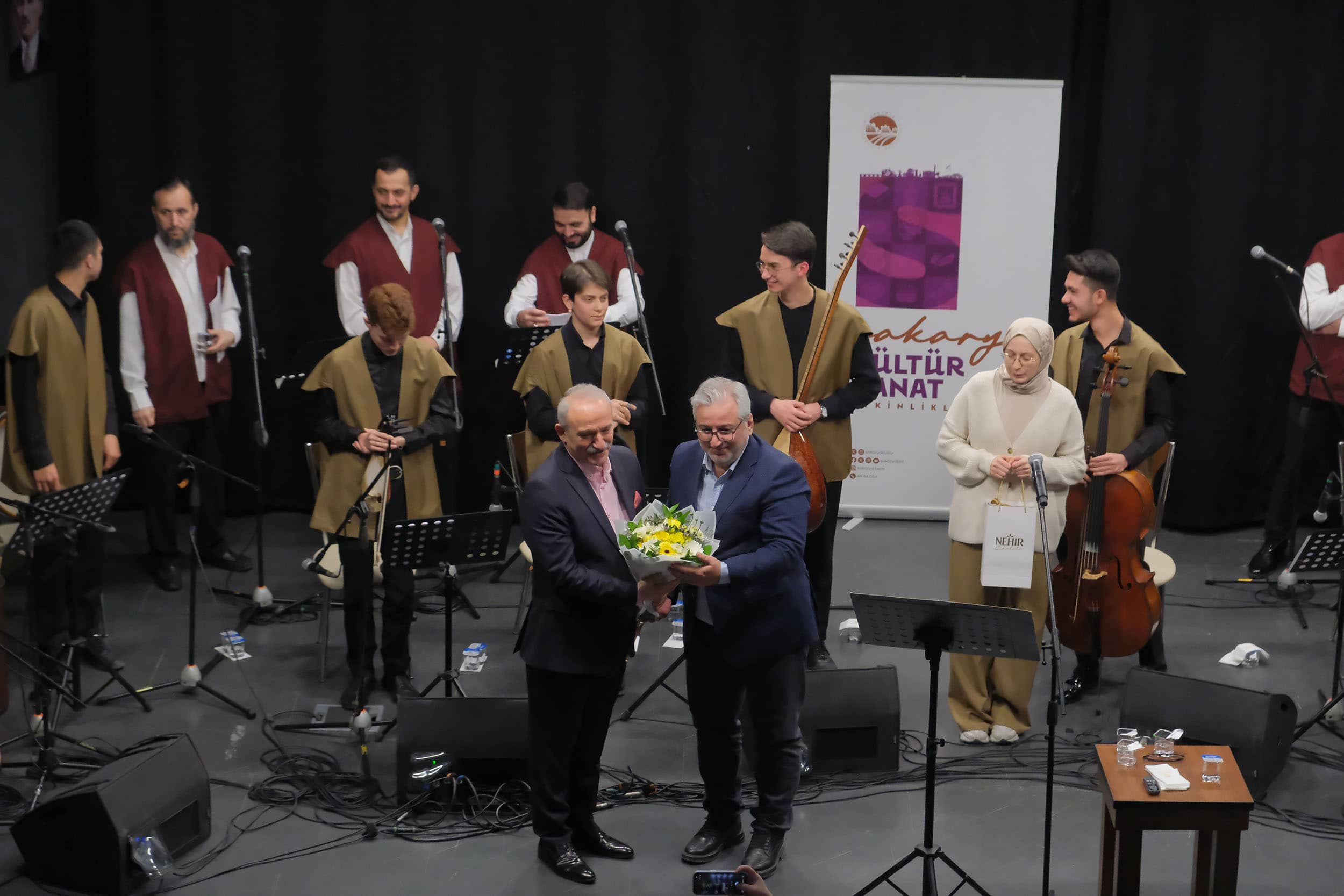 Sakarya'da Ramazan Ayında Tasavvuf Musikisiyle Dolu Anlamlı Bir Dinleti Gerçekleşti