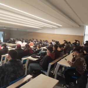 Hendek MYO’da Dijitalleşen İntralojistik ve Eğitimde Yeni Programların Tanıtımı Yapıldı