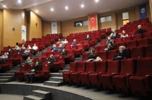 Otomatik taslak oturumları, basın merkezi etkinlikleri ve toplantılar.