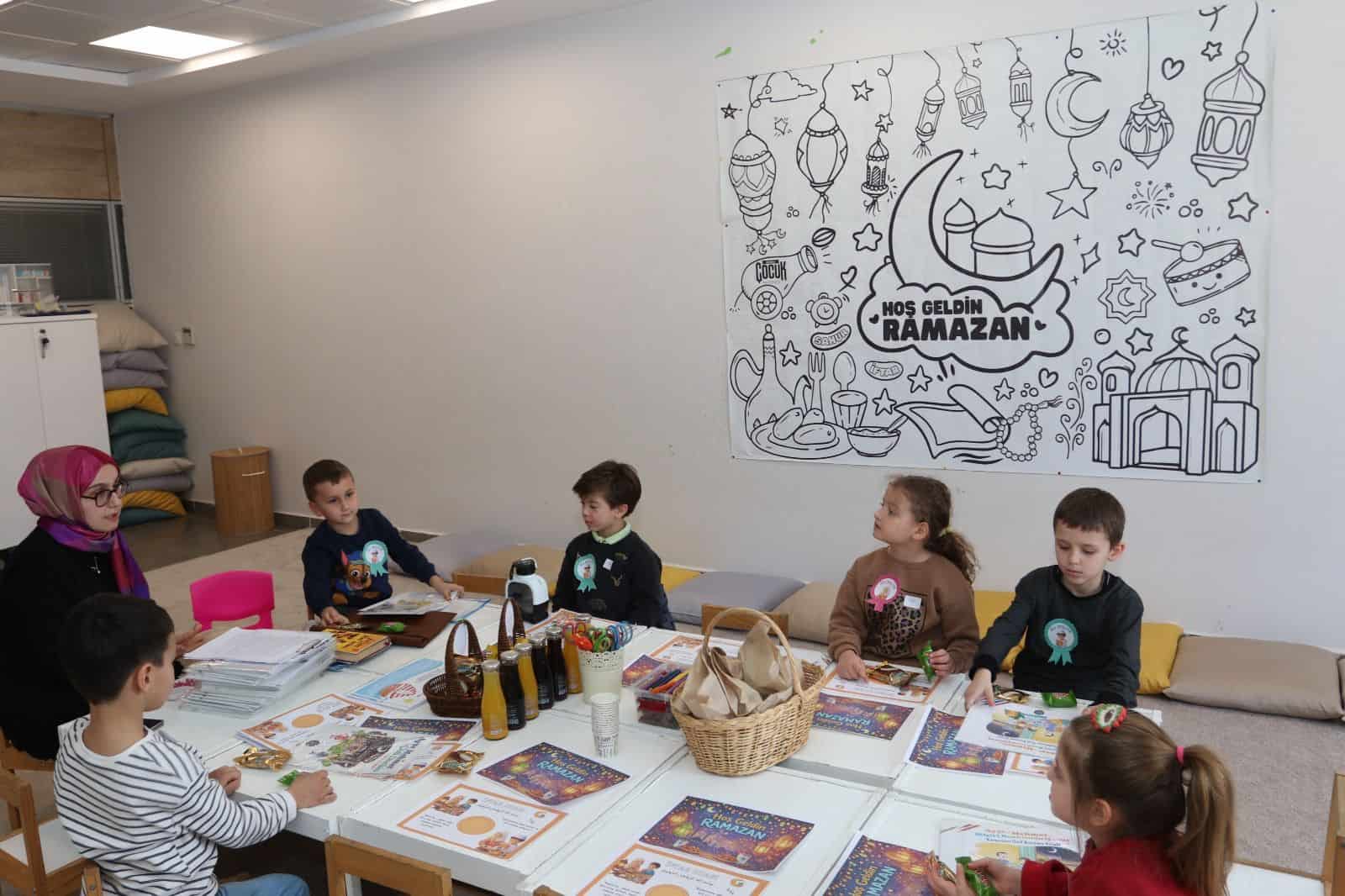 Serdivan Çocuk Akademisi'nde Ramazan Okulu Atölyeleriyle Çocuklar Gelenekleri Yaşıyor