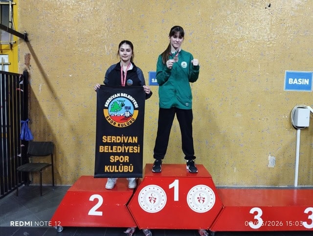 Serdivan Belediyesi Spor Kulübü Karate İl Seçmelerinde 25 Madalya ile Zirvede