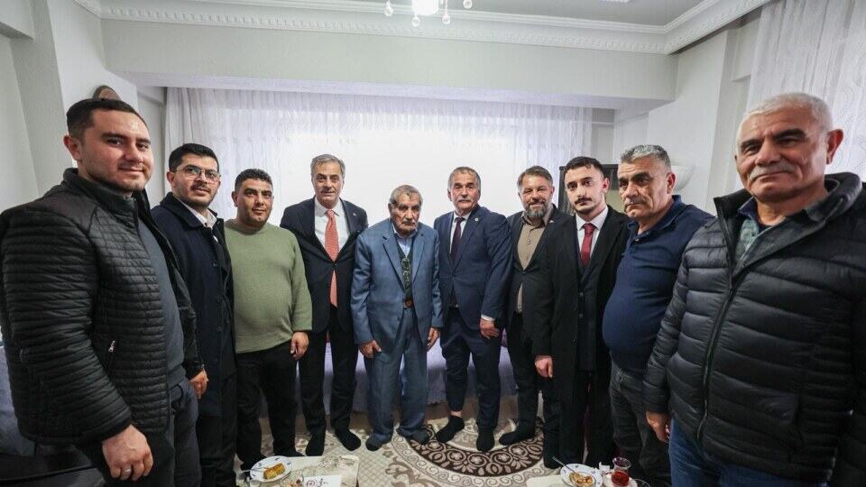 Başkan Yusuf Alemdar Ramazan Bayramı’nda Protokol ve Şehit Aileleriyle Bir Araya Geldi