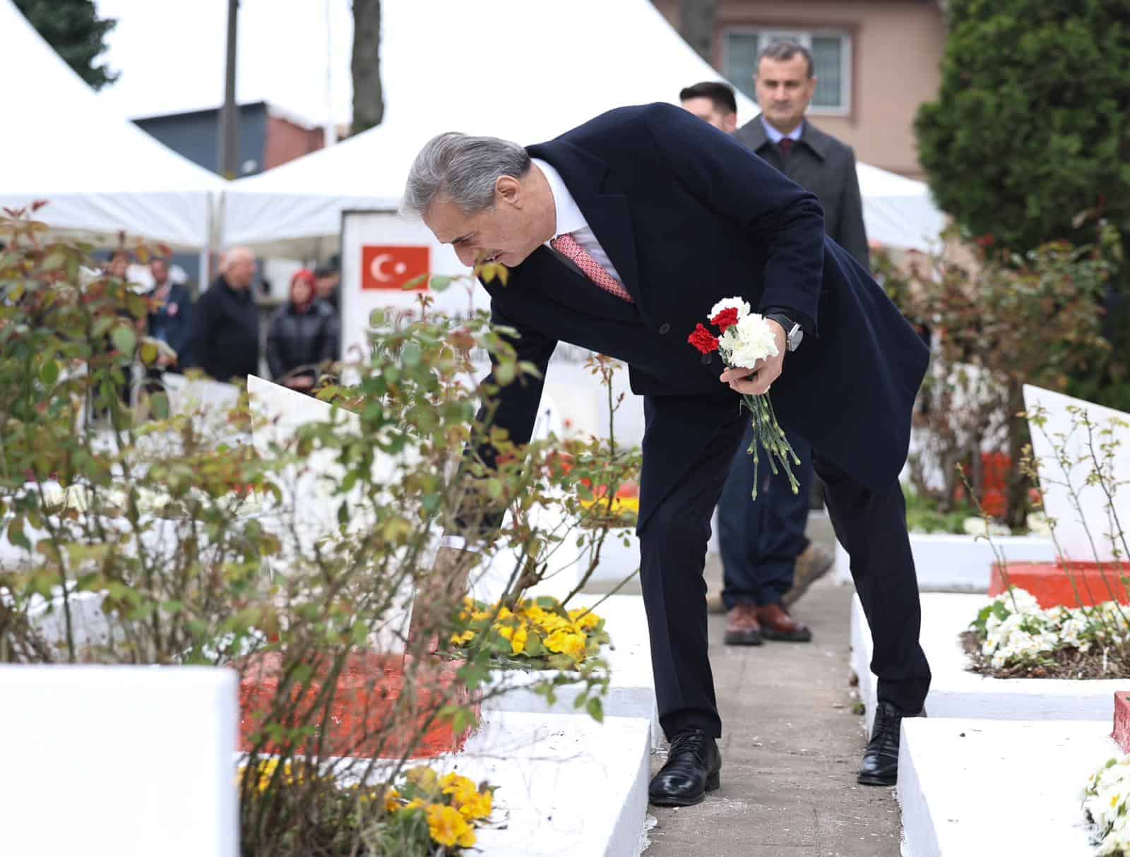Başkan Yusuf Alemdar, Çanakkale Zaferi’nin 111. Yılında Şehitleri Anma Törenine Katıldı