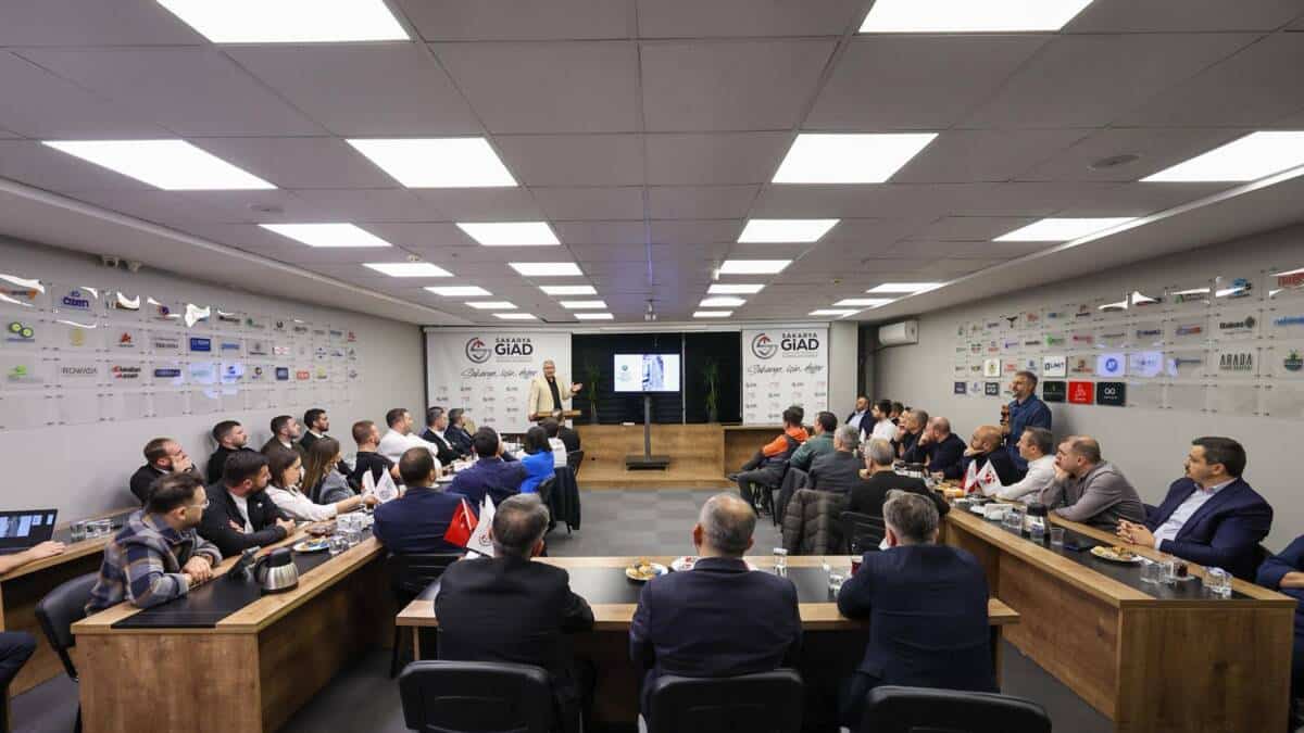 Sakarya GİAD Vizyon Programında Serdivan’daki Projeler ve Gelecek Hedefleri Değerlendirildi