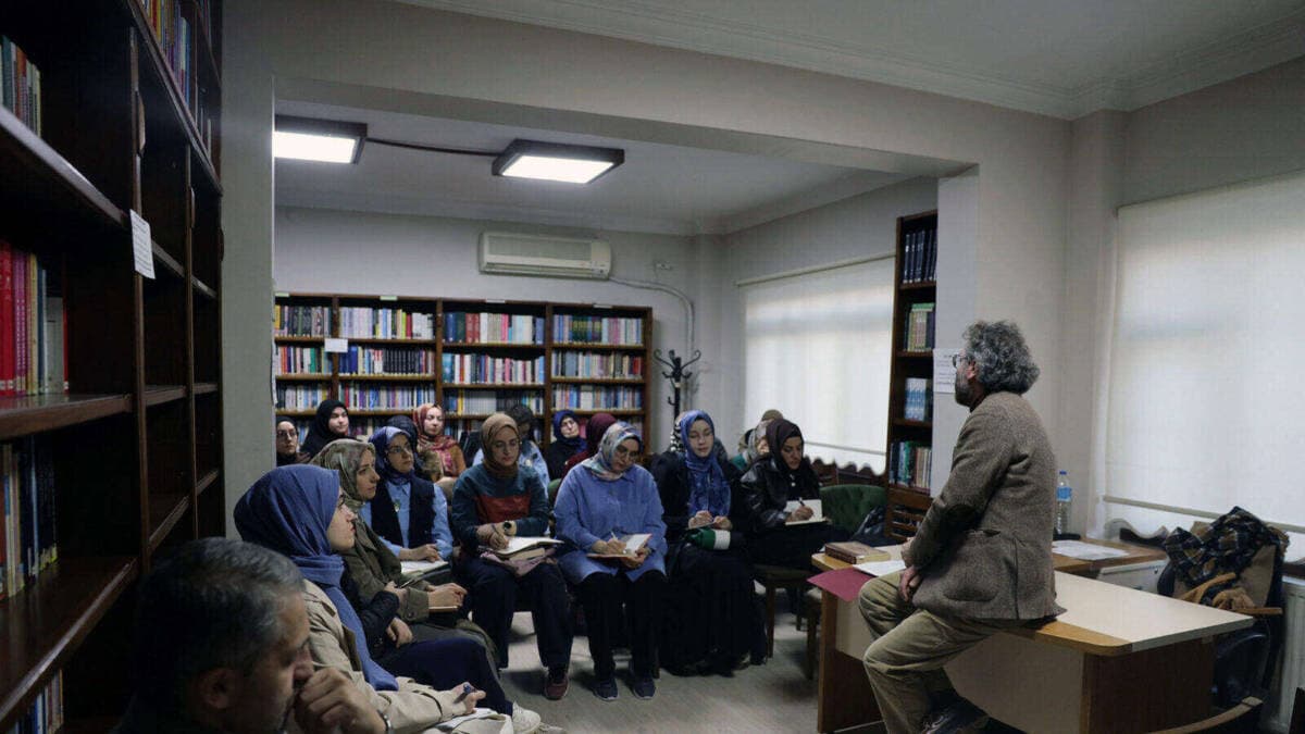 Büyükşehir Akademi’de Sinema ve Klasik Edebiyat Atölyeleri Katılımcılardan Yoğun İlgi Görüyor