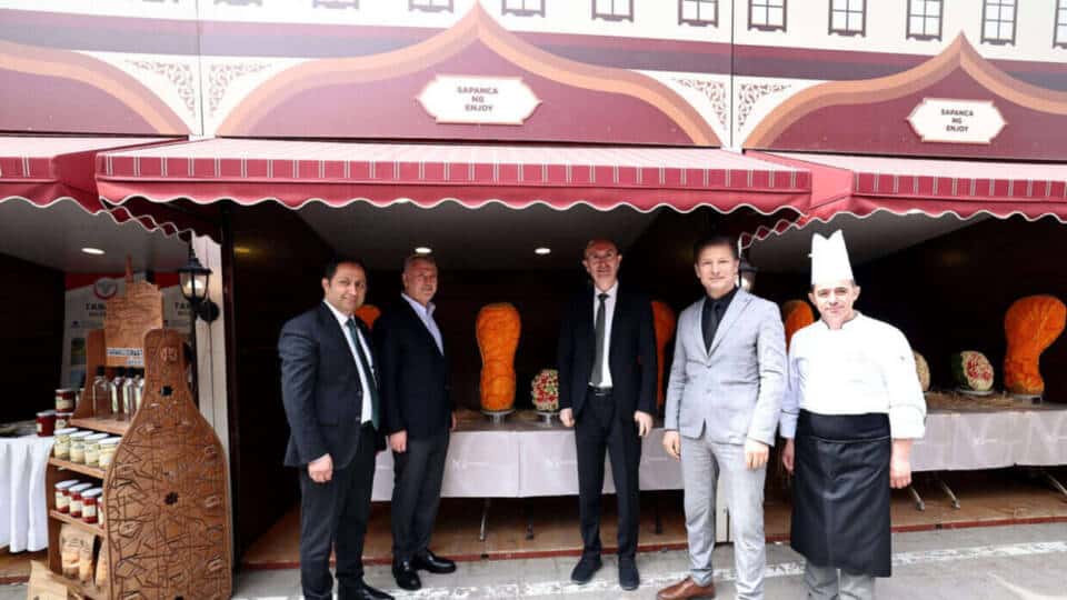 Sakarya’da Turizm Haftası’nda Şehrin Geleneksel Kültürü ve Lezzetleri Tanıtıldı