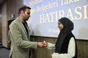 Sakarya Üniversitesi SBF’de Onur Belgeleri Düzenlenen Törenle Öğrencilere Sunuldu