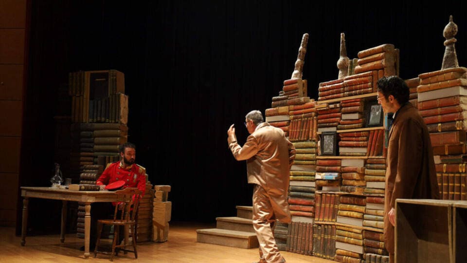 Çehov Kabare Tiyatro Oyunu Sakarya'da Büyükşehir Kültür Sanat Takviminde Sahnelendi