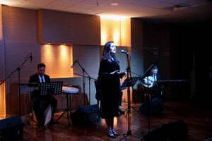 Yaprak Sayar&rsquo;ın Ziya Taşkent&rsquo;teki Konseri Sakarya&rsquo;da Sanatseverlerden Yoğun İlgi G&ouml;rd&uuml;