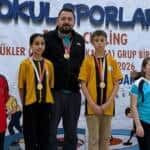 Sakarya Büyükşehirli Sporcular Yağlı Güreş ve Floor Curling Turnuvalarında Derece Yaptı