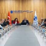 Sakarya Üniversitesi İşletme Fakültesi Danışma Kurulu Toplantısında Yetkinlik Odaklı Eğitim ve Sektör Katkısı Ele Alındı