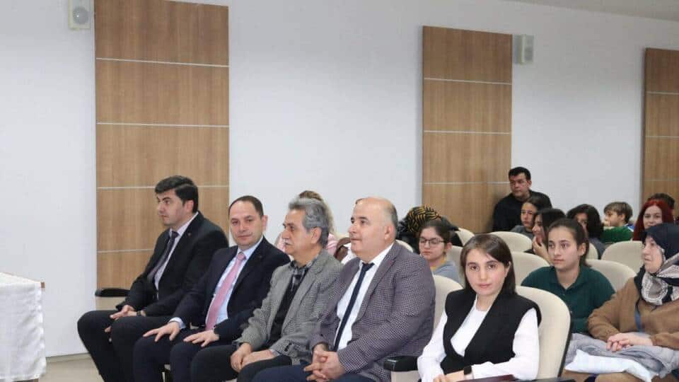 Sakarya Üniversitesi, Ada Dil Türkçe Şenliği Konuşma Sınavı Etabında Jüri ve Organizasyon Desteği Verdi